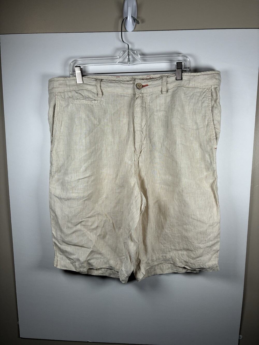 Tommy Bahama Relax Mens 38 100% Linen Shorts Tan Stripe Flat Front Old Money